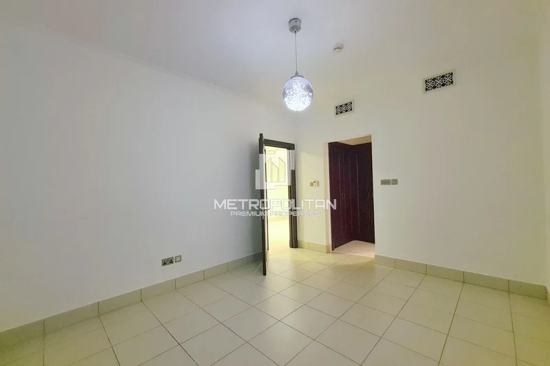 Partial Burj View | Ready to Move In | Key in Hand @ 120000