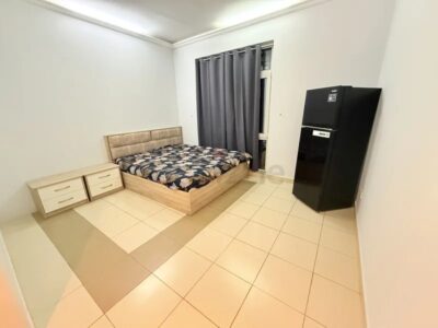 Executive Rooms for Girls or Couple in Bur Dubai @ 3500