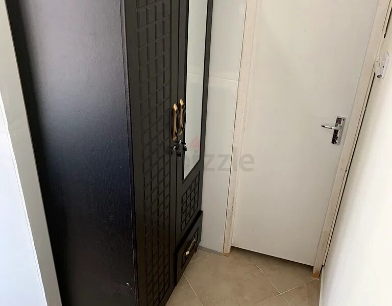Room partition for Rent for males in Jumeirah Lake Towers @ 1900