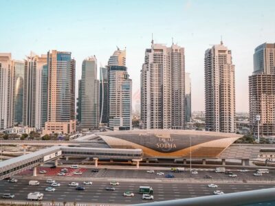 Luxurious Room in Dubai Marina | 30 secs from Sobha Metro
