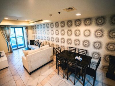 Furnished 2 BHK apartment for rent in Dubai Marina @ 130000