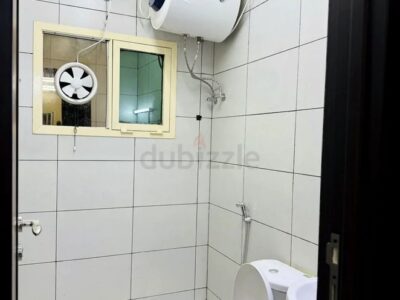 Rooms available for Indian Males in Bur Dubai @ 3300