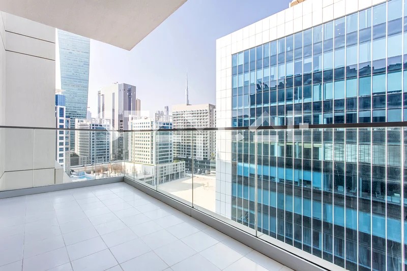 Hot summer deal Furnished 1Br flat in Business Bay @ 6000 pm