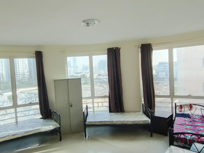 Executive Bed Space for Girls in Bur Dubai Pure Veg