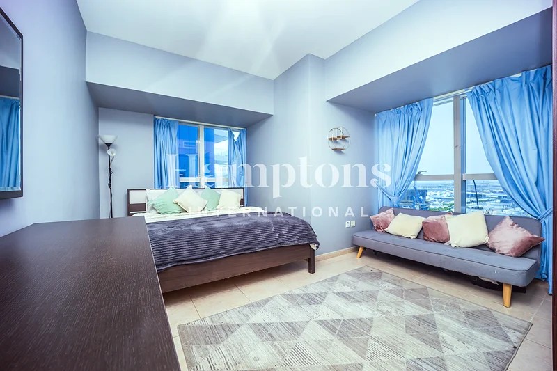 Furnished 2 BHK apartment for Rent in Marina @ 130000