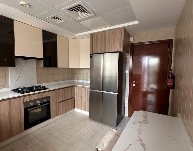 Executive Bedspace for Girls in Downtown Dubai @ 1000