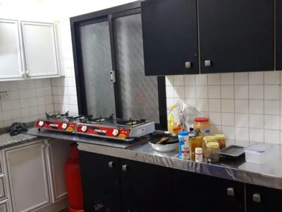 Ladies Bed space available in Burjuman Bur Dubai @ 650