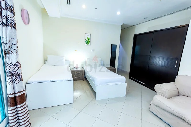 Semi master broom for rent in Dubai marina @ 3399