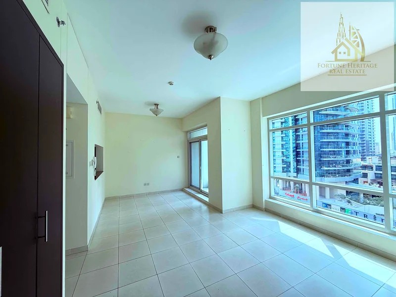 1 BHK MARINA VIEW | UNFURNISHED | CHILLER FREE |