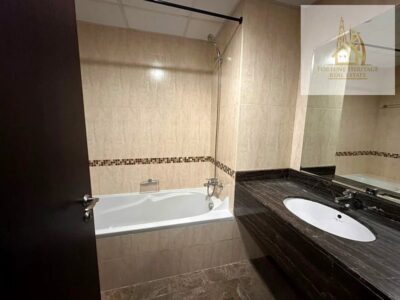 1 BHK MARINA VIEW | UNFURNISHED | CHILLER FREE |