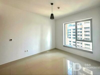 One Bedroom Apartment for rent in Downtown dubai @ 120000