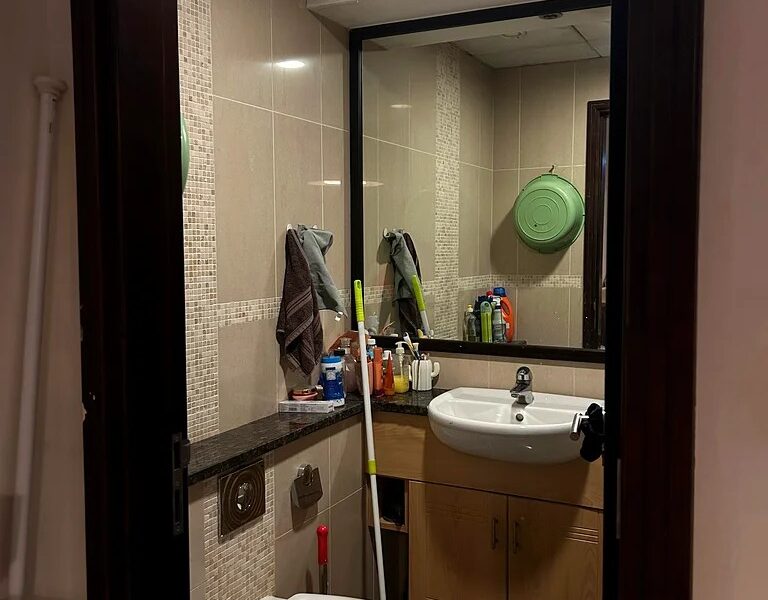 Bedspace for rent in JLT near Metro @ 1500