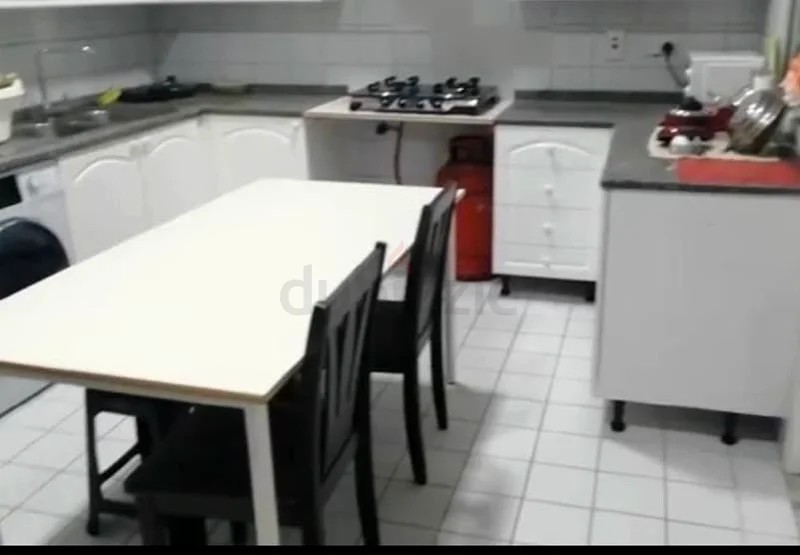 Executive Bedroom for rent in Al Mankhool Bur Dubai