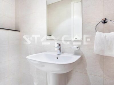 Hot summer deal Furnished 1Br flat in Business Bay @ 6000 pm