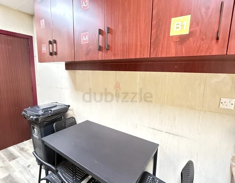 Executive bedspace for rent in Bur Dubai @ 1600 monthly
