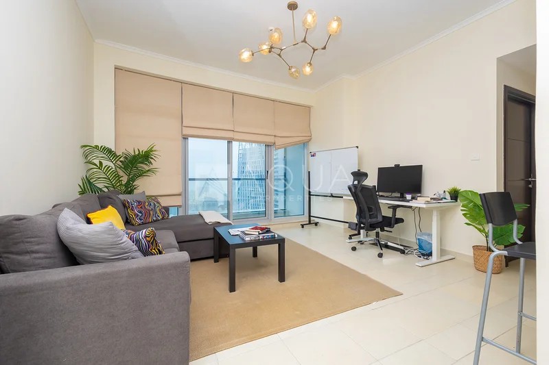 Furnished 1BHK apartment for ret in Dubai Marina @ 90000