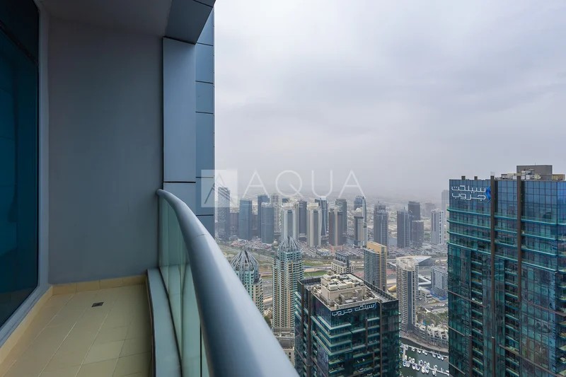 Furnished 1BHK apartment for ret in Dubai Marina @ 90000