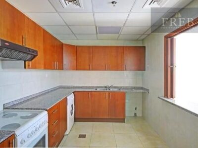 Spacious 2 BHK apartment for rent in Dubai Marina @ 134999