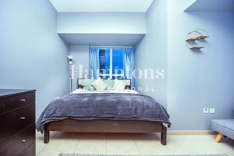 Furnished 2 BHK apartment for Rent in Marina @ 130000