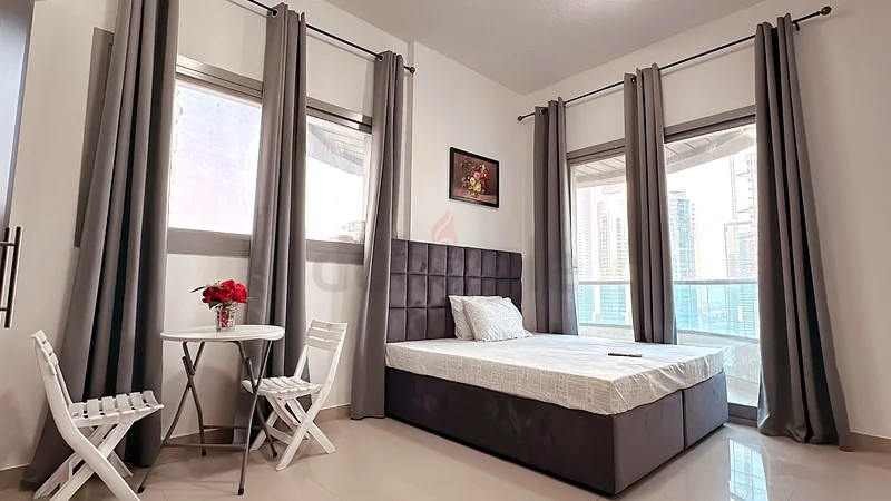 Furnished Room for rent in Dubai Marina @ 4500