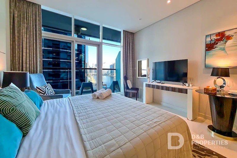 Furnished canal view Studio Flat for rent in Business Bay @85000