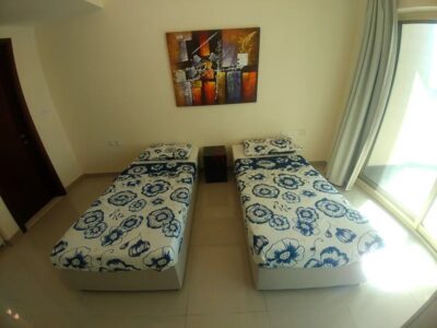 Bedspace for 2 females in Dubai marina @ 2100 each
