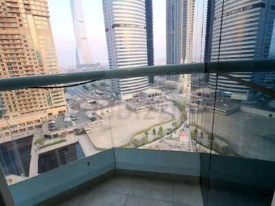 Spacious Master room for Rent in Jumeirah Lake Towers @4200