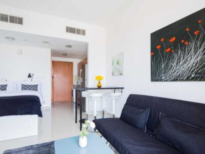FULLY FURNISHED APARTMENT IN THE HEART OF IMPZ