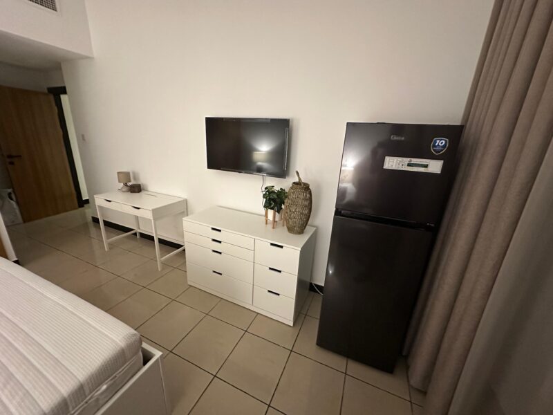 Master room furnished hotel in Dubai Maarina