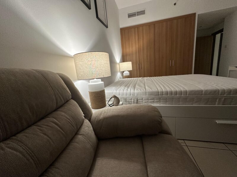 Master room furnished hotel in Dubai Maarina