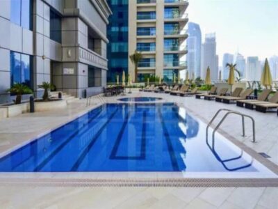 Bedspace for female for Rent In Dubai Marina @ 3000