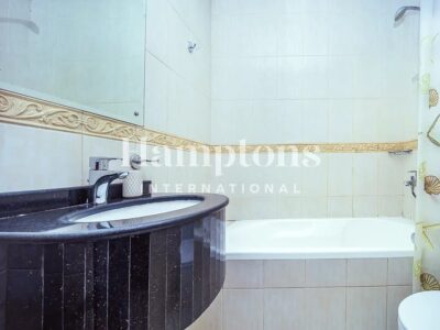Furnished 2 BHK apartment for Rent in Marina @ 130000