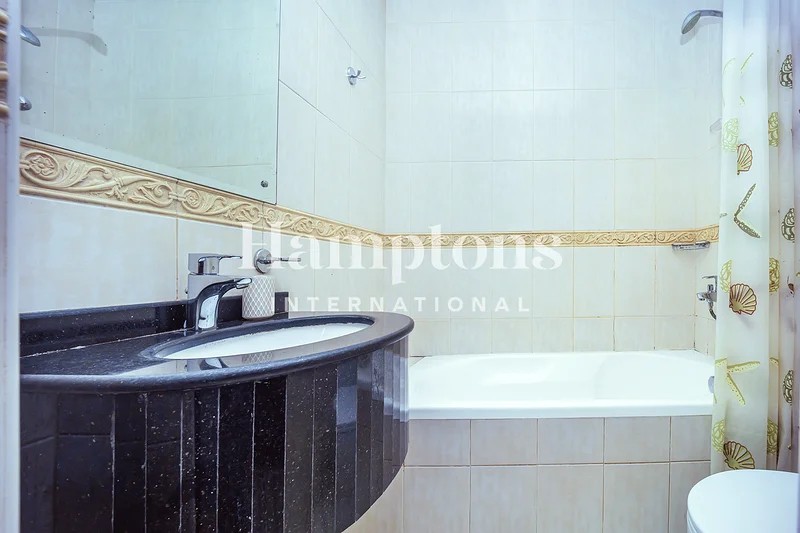 Furnished 2 BHK apartment for Rent in Marina @ 130000