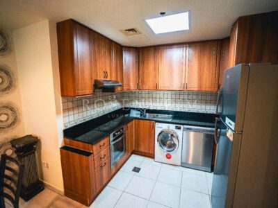 Furnished 2 BHK apartment for rent in Dubai Marina @ 130000