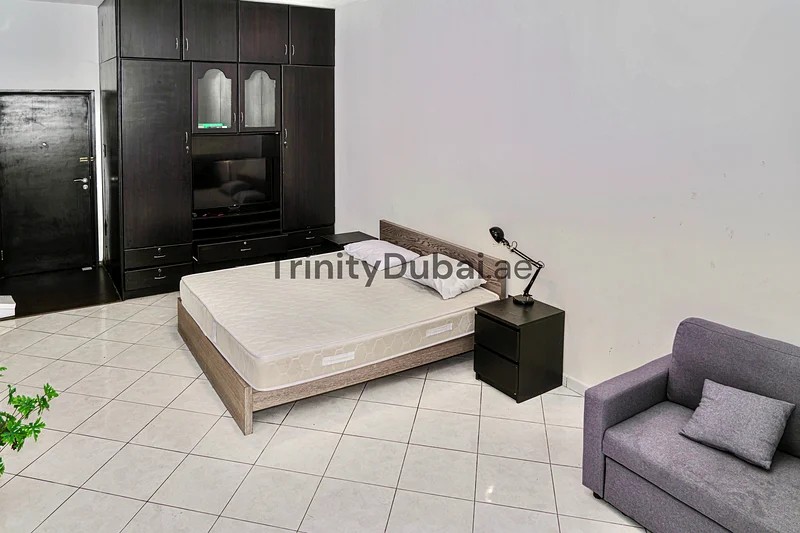 Furnished Studio Apartment for rent in Dubai Marina @ 60000