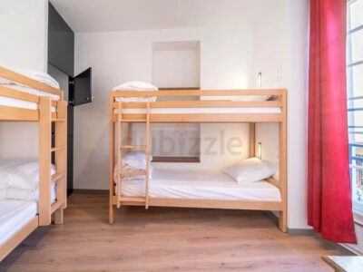 New Bed Spaces in Master Room for rent ,Downtown @750