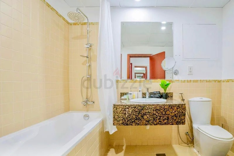 Executive Bedspace for Ladies in Dubai marina Near Metro