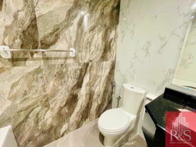 Furnished Studio flat for rent in Business Bay @ 64900