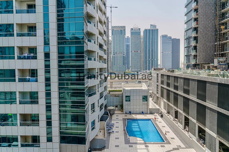 Furnished Studio Apartment for rent in Dubai Marina @ 60000