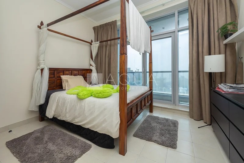 Furnished 1BHK apartment for ret in Dubai Marina @ 90000