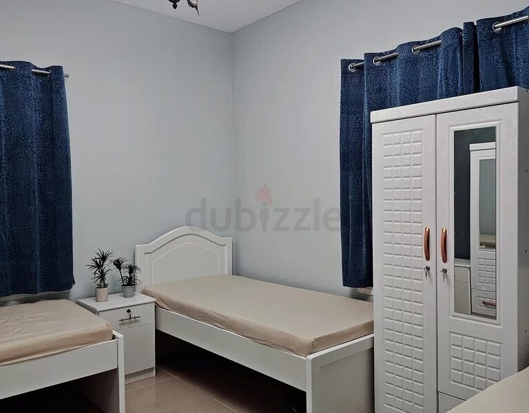 Bedspace for Rent in Bur Dubai @ 1400