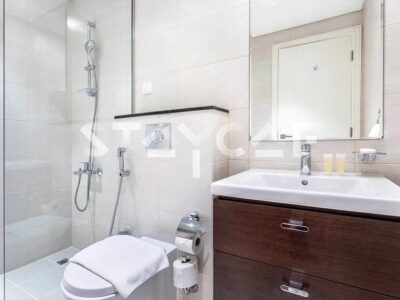 Hot summer deal Furnished 1Br flat in Business Bay @ 6000 pm