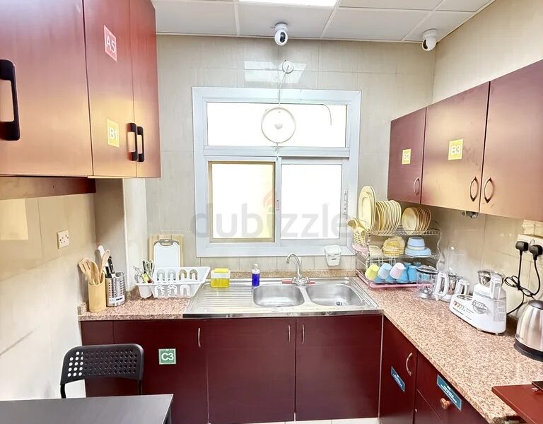 Executive bedspace for rent in Bur Dubai @ 1600 monthly