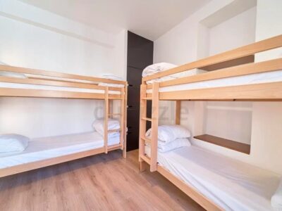 New Bed Spaces in Master Room for rent ,Downtown @750