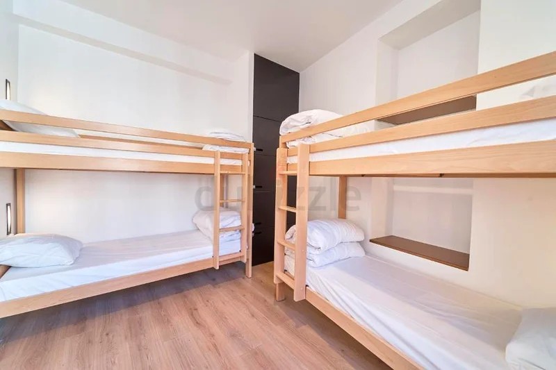 Executive bedspace for Rent in Downtown Dubai @ 750
