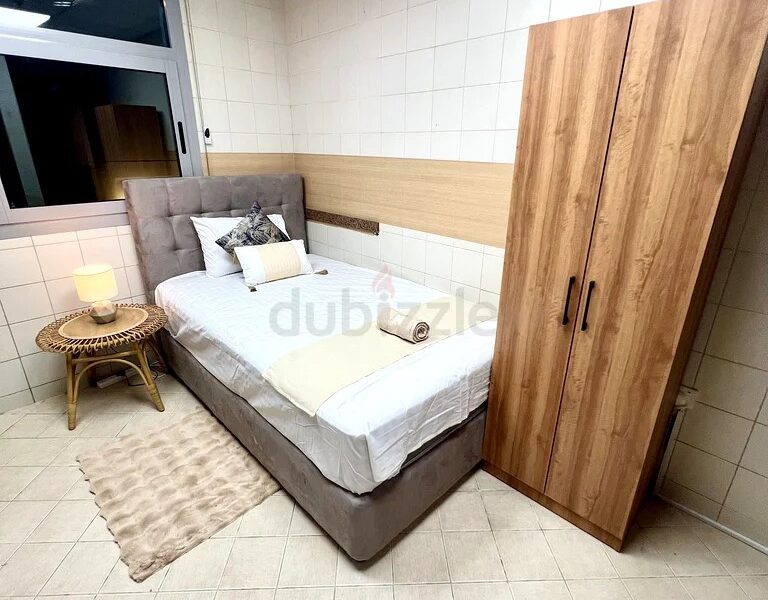 Furbished room with sitting area for rent in Marina @ 2997