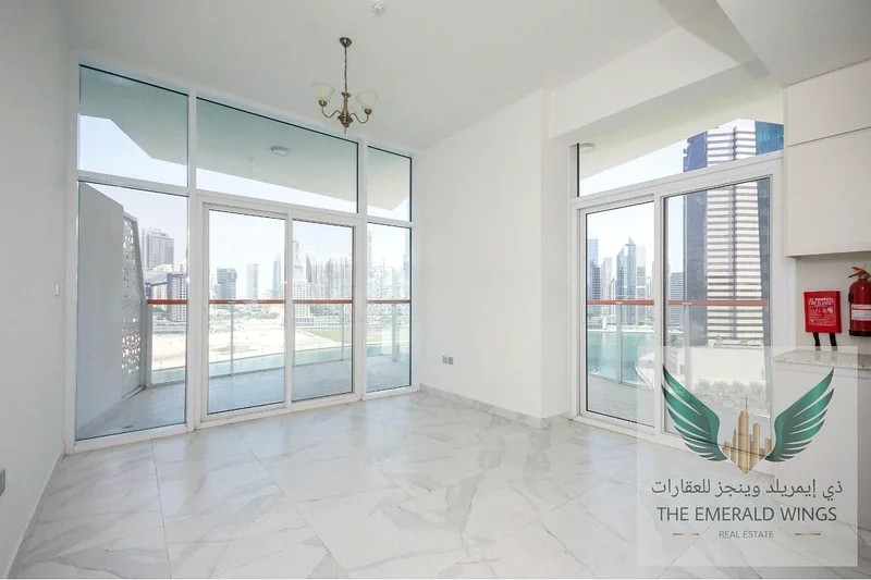 2 BHK Flat Burj Khalifa view for rent in business bay @ 129000