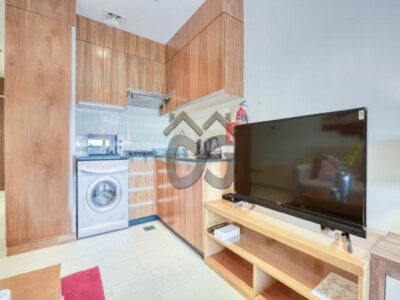 Restful studio Apartment is Dubai Sports City