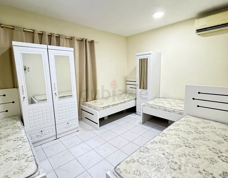 Gent’s Executive Bed space near Sharaf DG Meto Bur Dubai