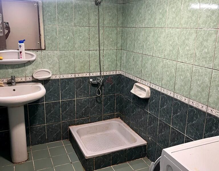 BACHLOR ROOM AVAILABLE IN MANKOOL(SHARAF DJ)